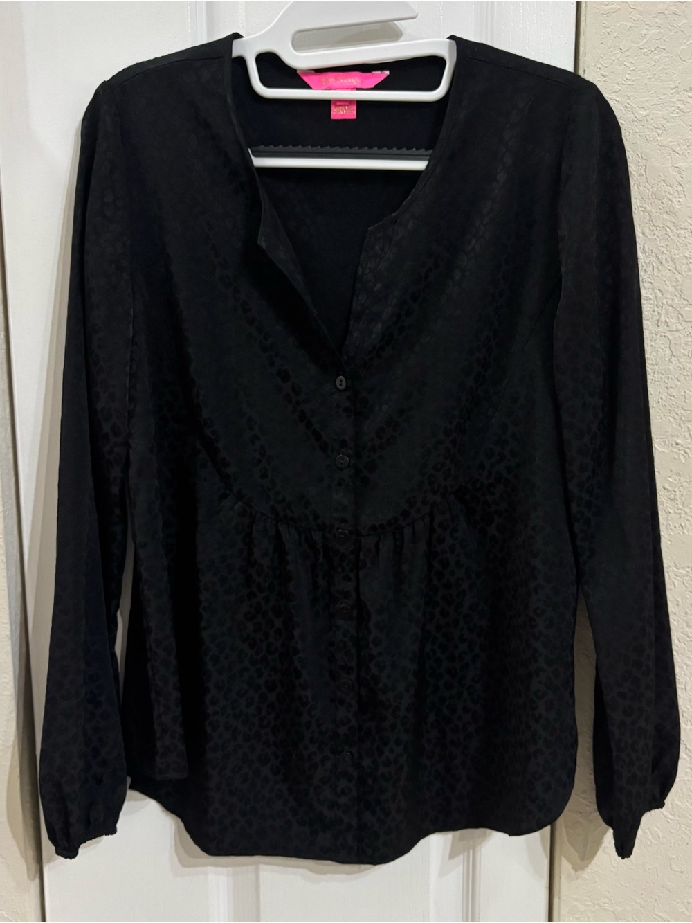 Black Women’s Long-Sleeve Button Front Top